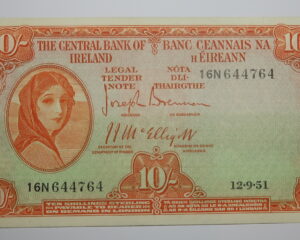 IRELAND LAVERY TEN SHILLING NOTE  12.9.1951.