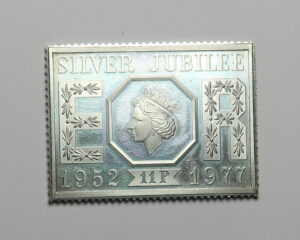 GREAT BRITAIN :  SILVER STAMPS OF ROYAL MAIL.   SILVER JUBILEE 1952-1977.