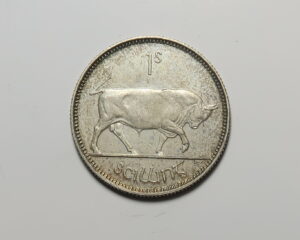 IRELAND: IRISH SILVER SHILLING 1928