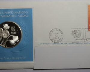 UNITED NATIONS: SILVER PROOF MEDALLIC FIRST DAY COVER 1973. STOP DRUG ABUSE. STERLING SILVER.