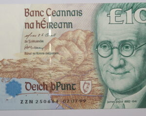 IRELAND TEN POUND NOTE 2.7.1999.  UNC.  C. SERIES.   JAMES JOYCE 1882-1941.