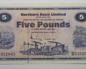 IRELAND : NORTHERN BANK £5 POUND UNC. 1.1.1976