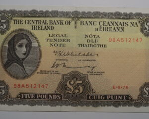 IRELAND LAVERY FIVE POUND NOTE 5.9.1975