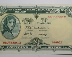 IRELAND LAVERY ONE POUND NOTE  28.6.1972.