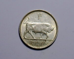 IRELAND: IRISH SILVER SHILLING 1939.